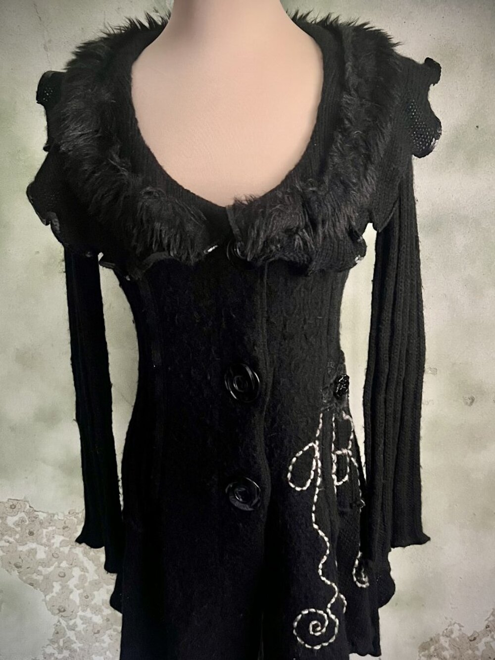 Sioni Petite Black Faux Fur Collar Ruffle Cardigan Sweater PS